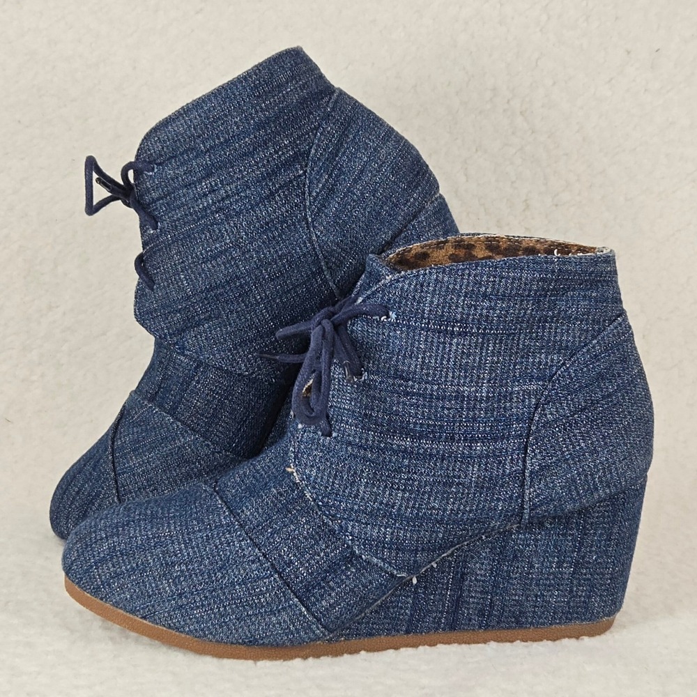 Liliana Women's Denim Wedge Booties Size 9 Lace Up Hidden Wedge‎ Ankle Boots